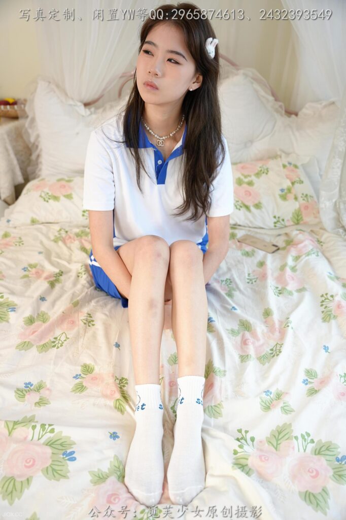 [覓芙少女]NO.136期 依依-還有半年就不是穿校服的年紀了[127P/1V/1.69GB]插圖3