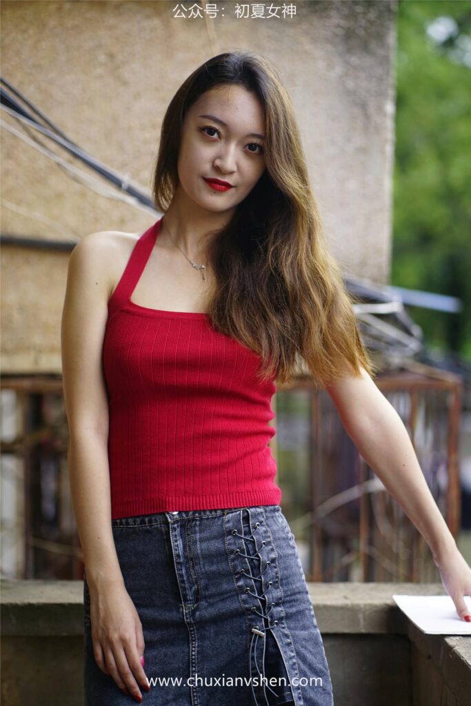 初夏女神 NO.058 依依 復(fù)古街頭[130P/1V/4.44GB]插圖2