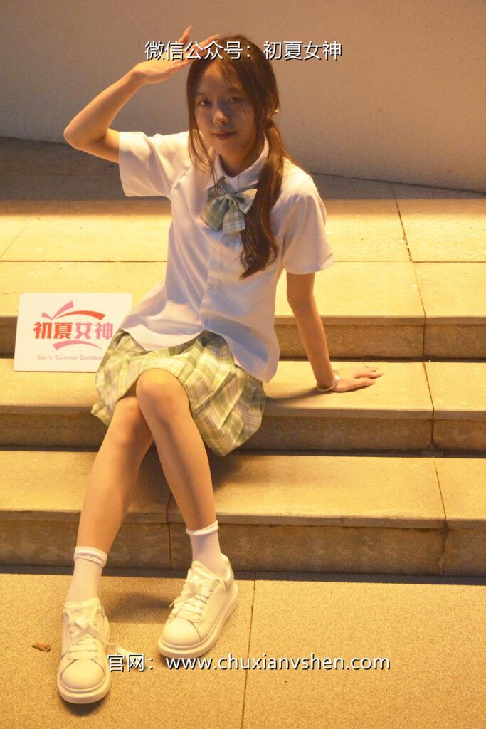 初夏女神 NO.074 情情 綠色JK套[72P/1V/5.02GB]插圖