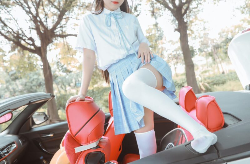 不呆貓 NO.012 - 白絲過膝襪[21P/12V/209MB]-無料攝影圈