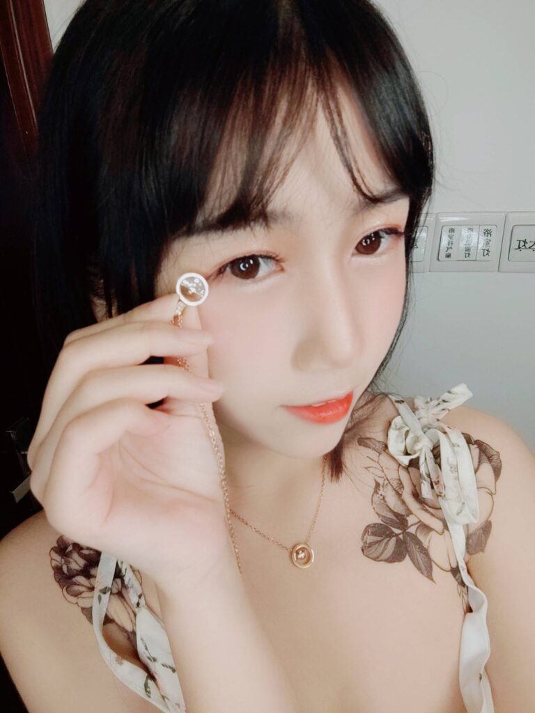 不呆貓 NO.015 – 溫柔風(fēng)連衣裙[15P/17.8MB]插圖1