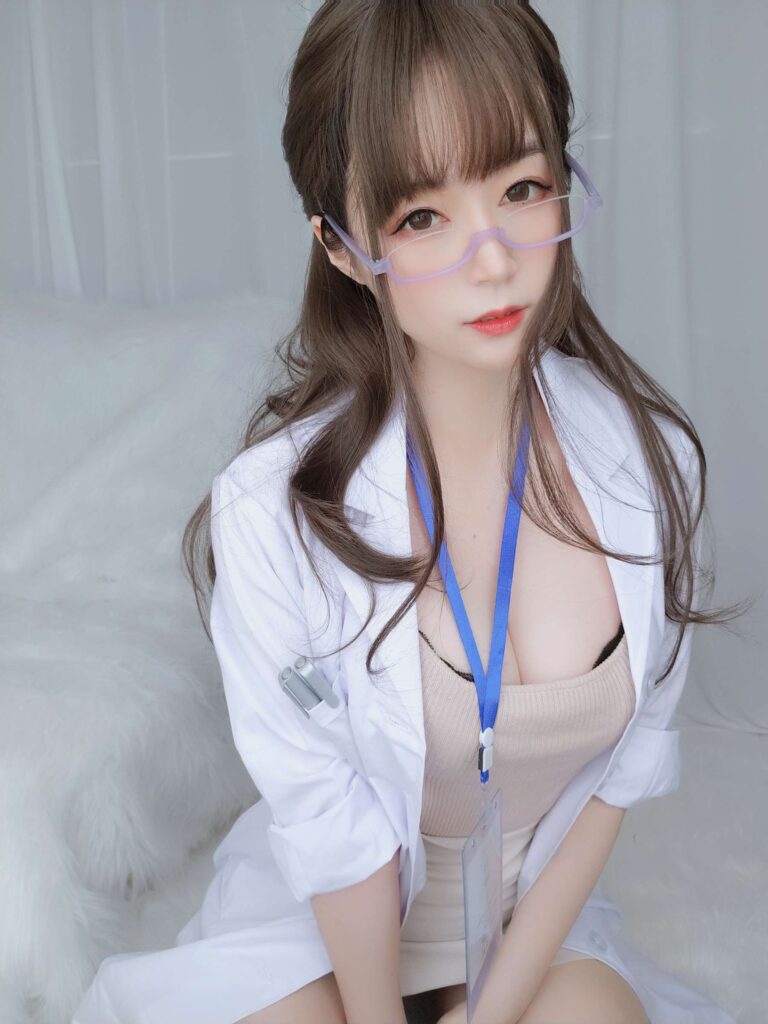 白銀 NO.053 – 私人醫(yī)生[159P/6V/1.03GB]插圖3