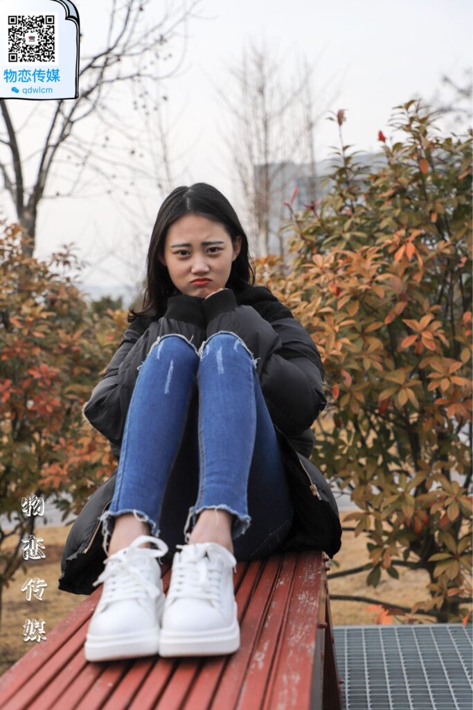 物戀傳媒 No.003 LOL鉆石小仙女，高顏值清純女生 [147P/130MB]插圖3