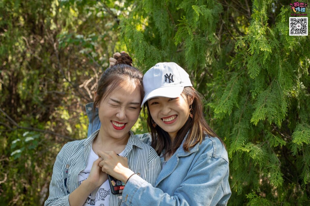 [物戀傳媒] NO.010 純的閨蜜情，純純的鞋子與棉襪 [209P/1.26GB]插圖1