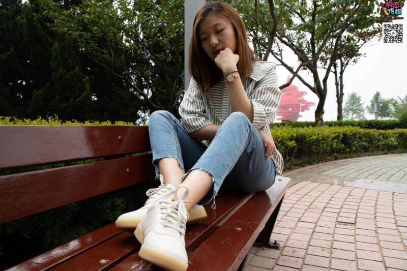 物戀傳媒 No.014 高冷風(fēng)格的大一小姐姐哦,小白鞋搭配粉色船襪 [237P/1V/1.41GB]-無料攝影圈