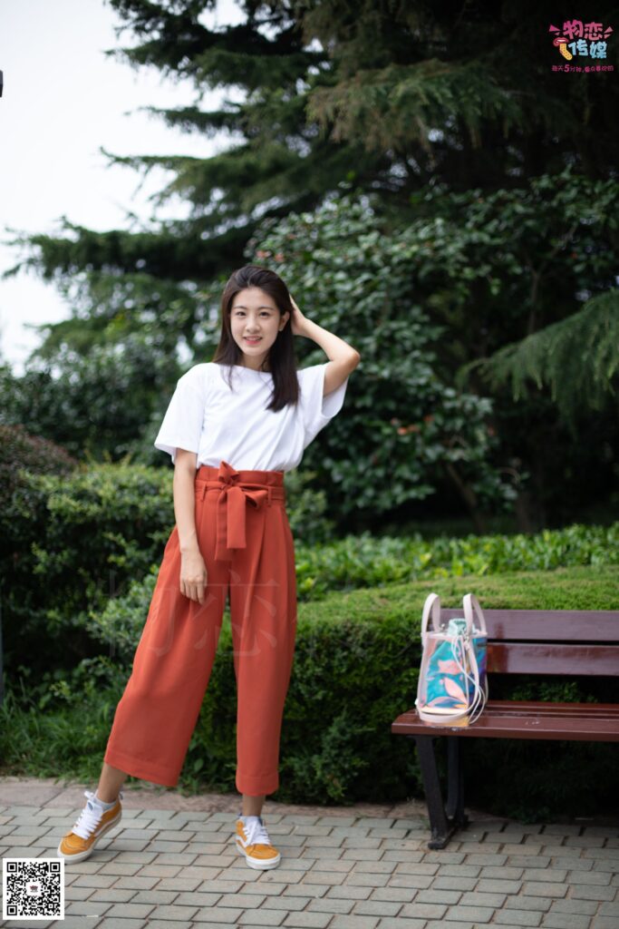 物戀傳媒 No.031 最是那一低頭的溫柔,像一朵水蓮花不勝涼風(fēng)的嬌羞 [317P/1V/2.23GB]插圖1