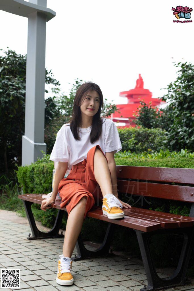 物戀傳媒 No.031 最是那一低頭的溫柔,像一朵水蓮花不勝涼風(fēng)的嬌羞 [317P/1V/2.23GB]插圖3