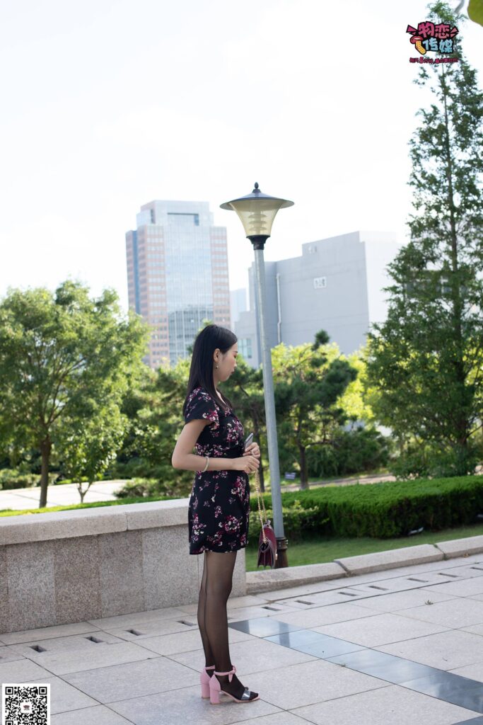 勿戀傳媒 No.040 粉紅與黑，天黑等你來找我 [138P/1V/939MB]插圖2