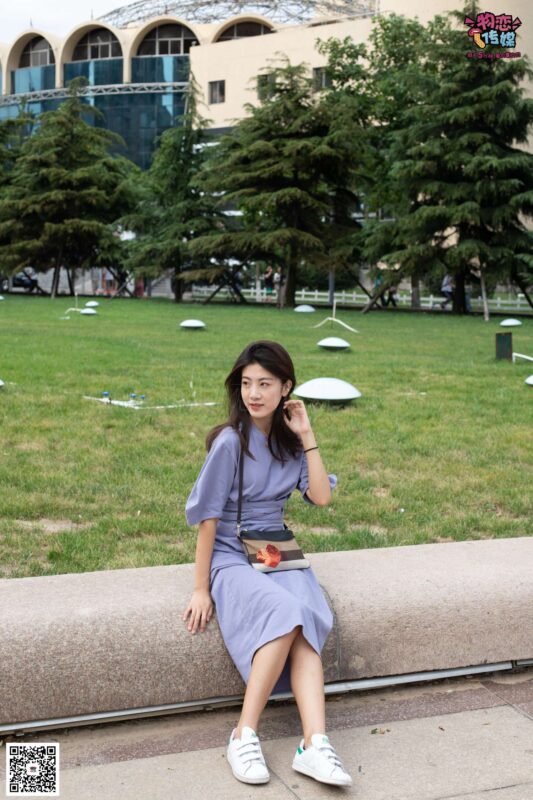 物戀傳媒 No.043 湛藍連衣裙搭配板鞋船襪,知性混搭自然美,耐克板鞋搭配白色船襪 [187P/1V/1.28GB]-無料攝影圈