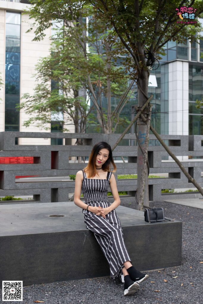 物戀傳媒 No.048 潮不潮,先看腳,潮妹駕馭襪子鞋,街拍也要不服輸~可愛小棉襪 [149P/1V/1.05GB]插圖2