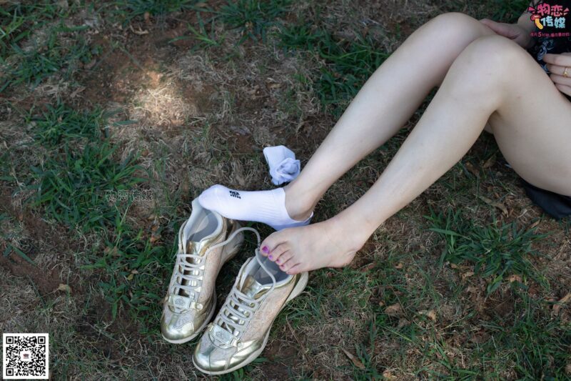 物戀傳媒 No.057 搖滾重金屬,狂野的溫柔,純情的安踏白棉襪 [190P/1V/1.42GB]-無料攝影圈