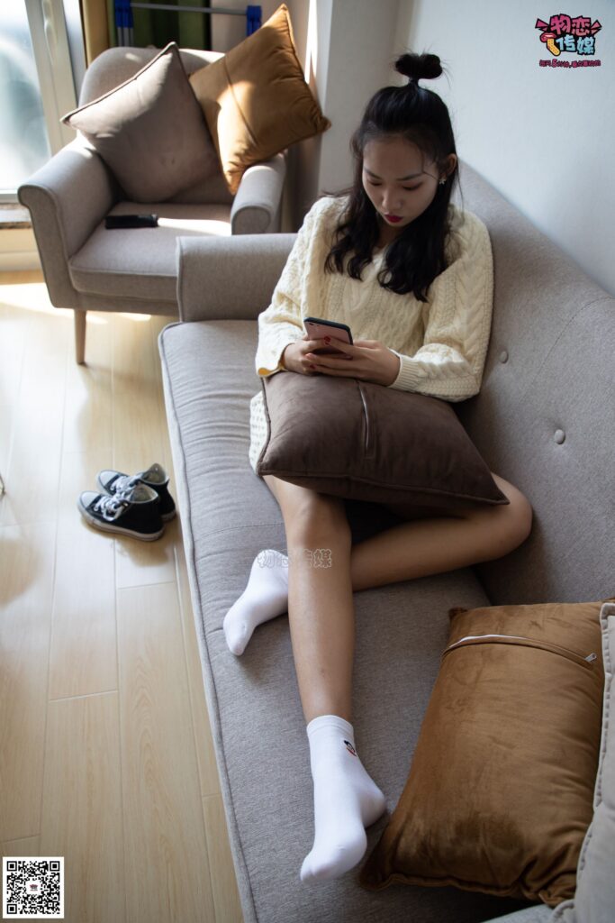 物戀傳媒 No.060 匡威,永恒不滅的原創(chuàng)力,配白色棉襪,經(jīng)典 [119P/1V/1.02GB]插圖