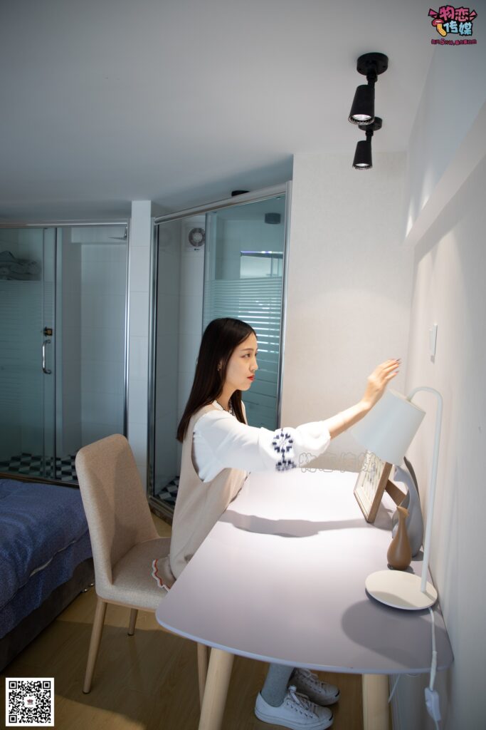 物戀傳媒 NO.066 開口笑,灰色的森女系.清純小姐姐的灰色長筒棉襪[148P/1V/922MB]插圖2