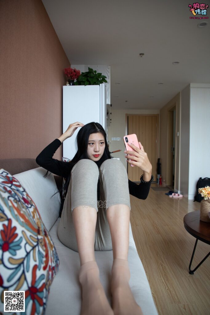 勿戀傳媒 No.070 肉絲長發(fā)鎂釹 執(zhí)劍舞一曲 溫柔與誰共 [160P/1V/1.28GB]插圖