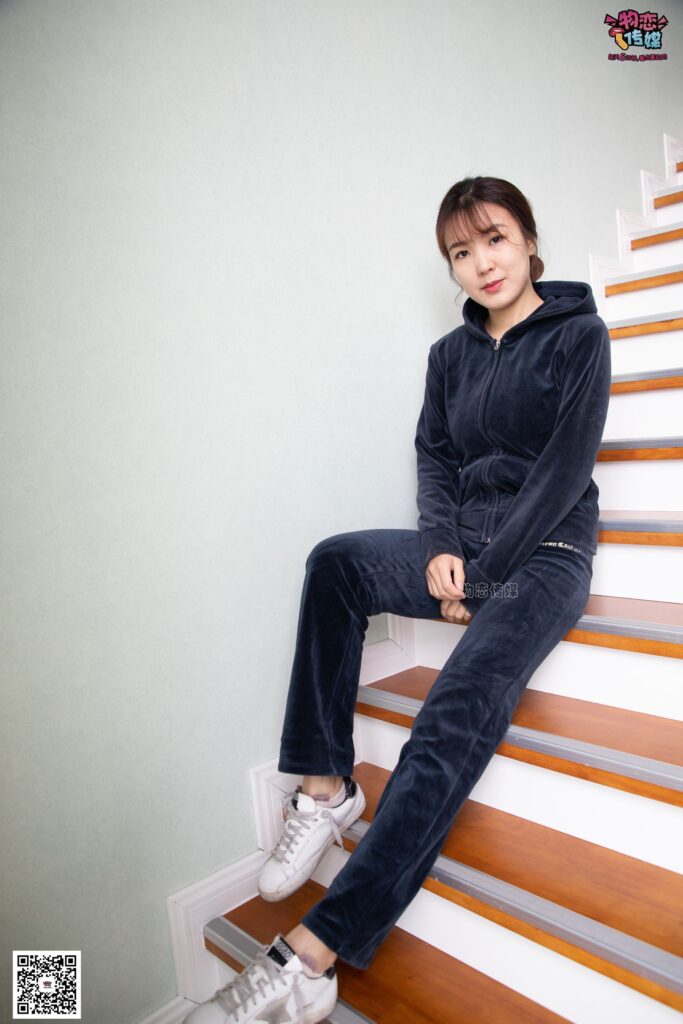 物戀傳媒 No.074 晚晴-169身高與35碼腳丫的神奇搭配 [152P/1V/1.08GB]插圖