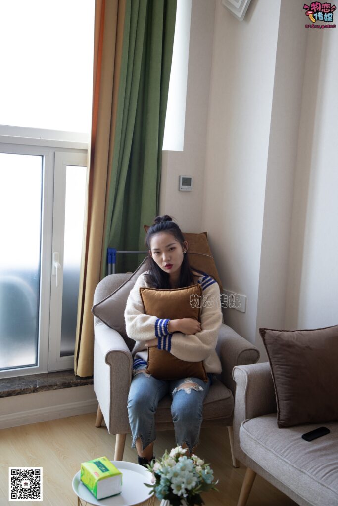 物戀傳媒 No.080 雯雯-牛仔褲搭配匡威高幫帆布鞋 [141P/769MB]插圖2