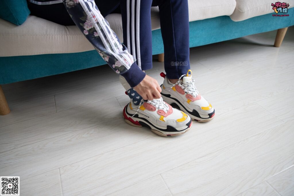 物戀傳媒 No.090 晚晴-云過花晚晴，風起等歸人 [148P/1V/1.10GB]插圖3