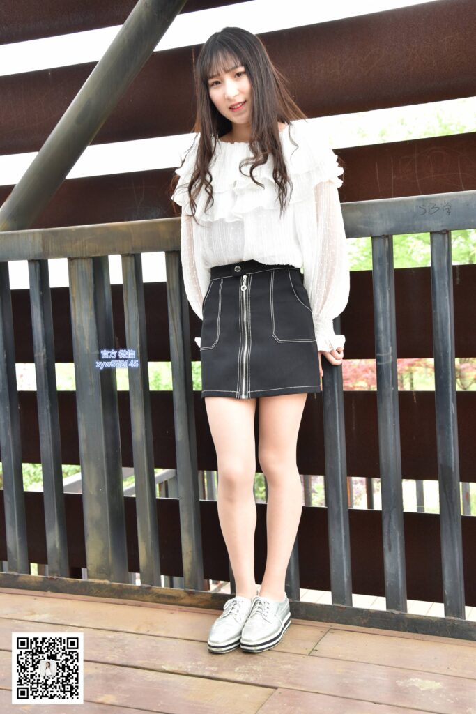 大生模拍 No.015 琦琦-公園里的短裙肉絲 [119P/3V/846MB]插圖1