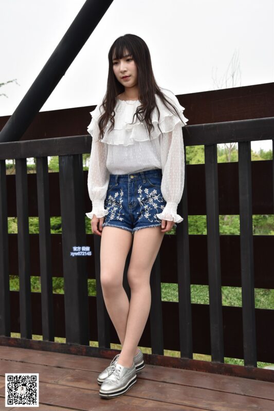 大生模拍 No.015 琦琦-公園里的短裙肉絲 [119P/3V/846MB]-無料攝影圈