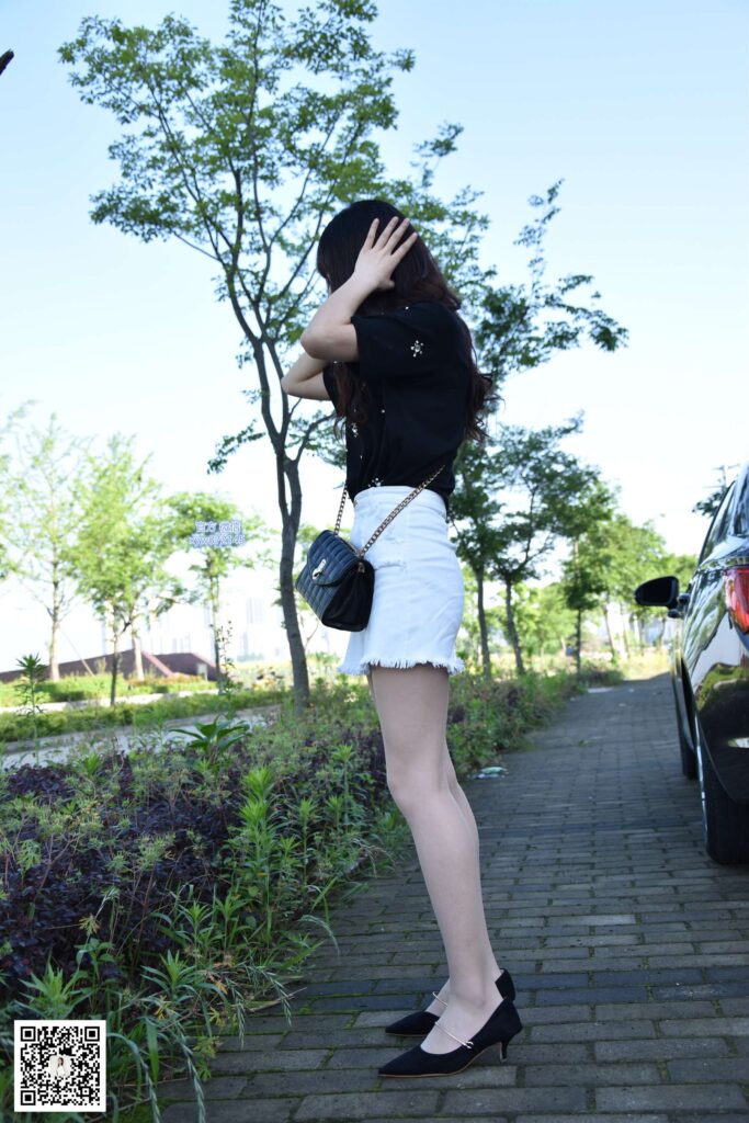 大生模拍 No.017 琦琦-香車遇上迷情咖啡絲 [135P/458MB]插圖1