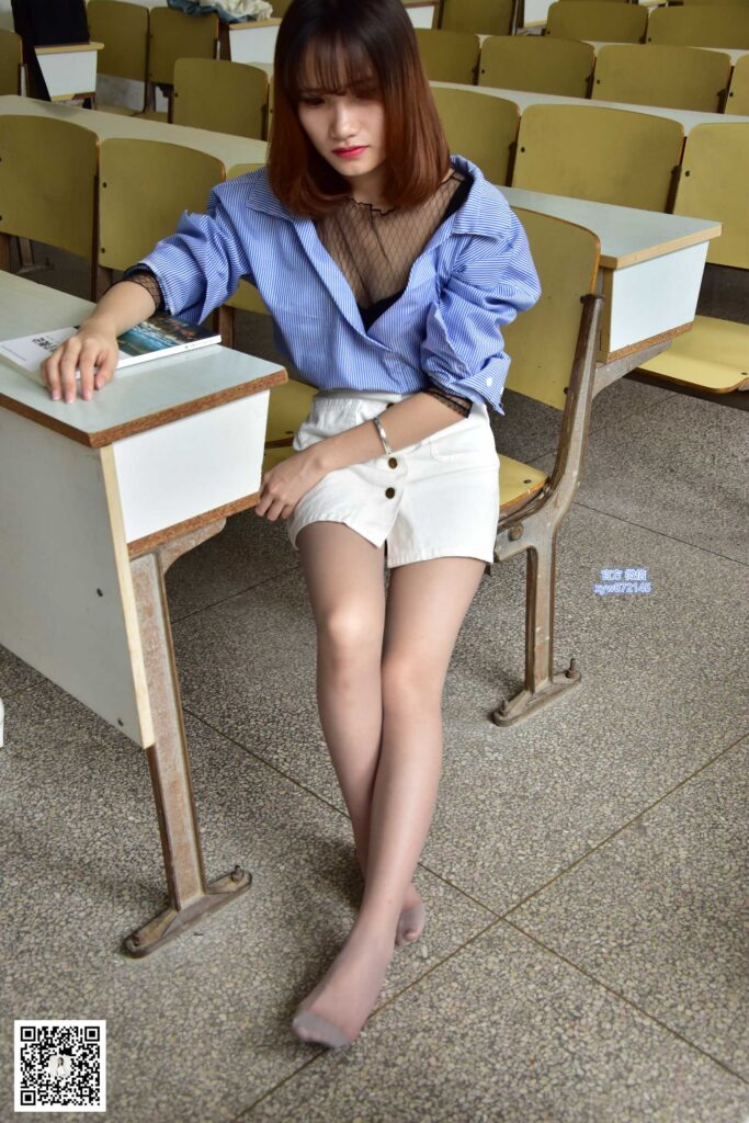 大生模拍 No.021 柔柔-教室美絲足 [52P/273MB]插圖3