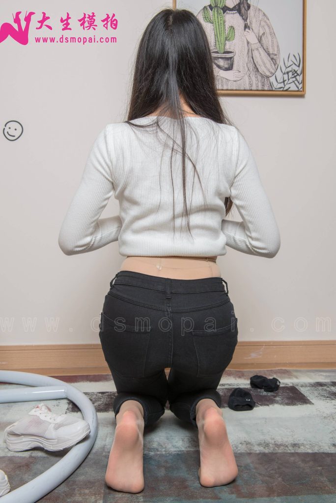 大生模拍 No.119 雯雯 褲內(nèi)絲 [61P/1V/324MB]插圖