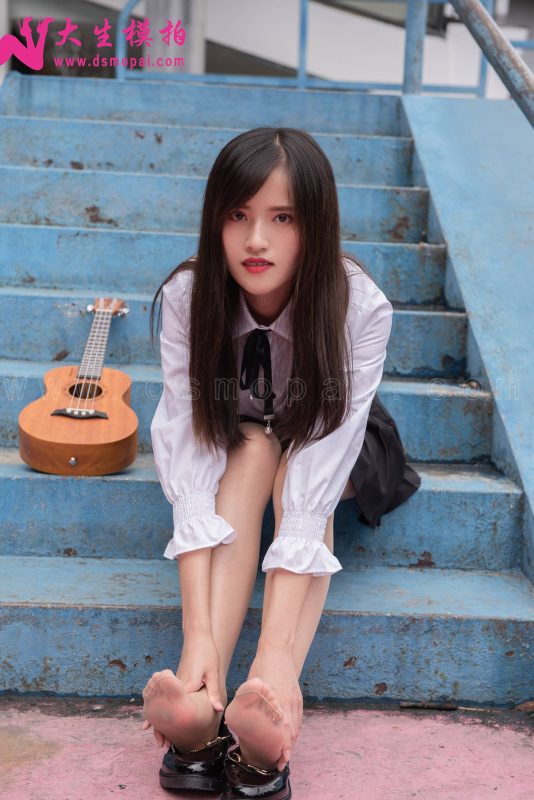 大生模拍 No.150 師師 尤克里里 肉絲女孩 [58P/304MB]-無料攝影圈