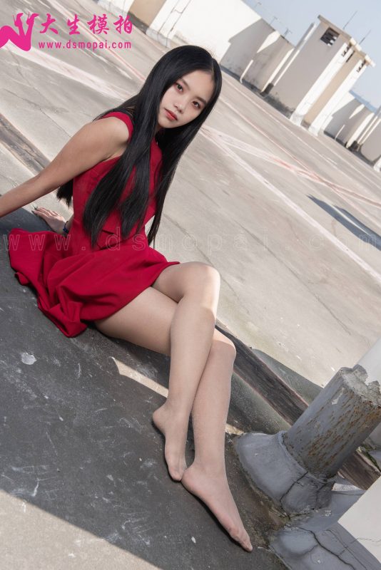 大生模拍 No.155 小尹 天臺紅衣少女 [39P/202MB]-無料攝影圈