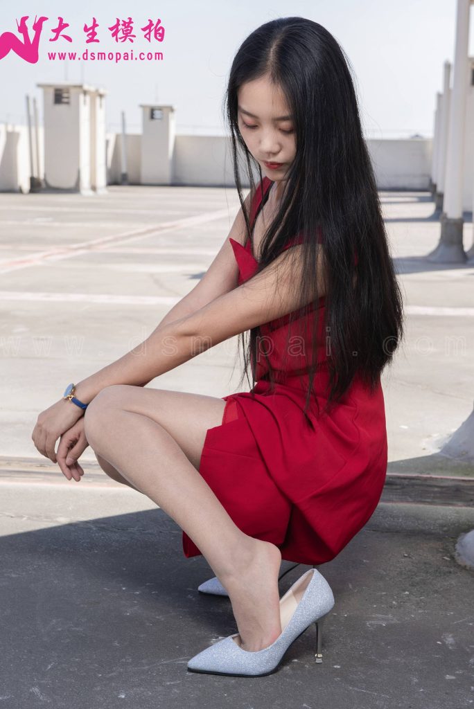 大生模拍 No.155 小尹 天臺紅衣少女 [39P/202MB]插圖2