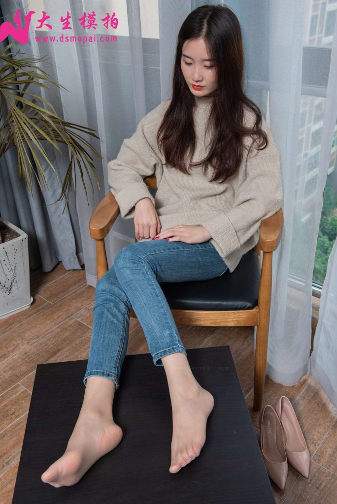 大生模拍 No.158 悠悠褲內(nèi)有絲 [53P/295MB]插圖3