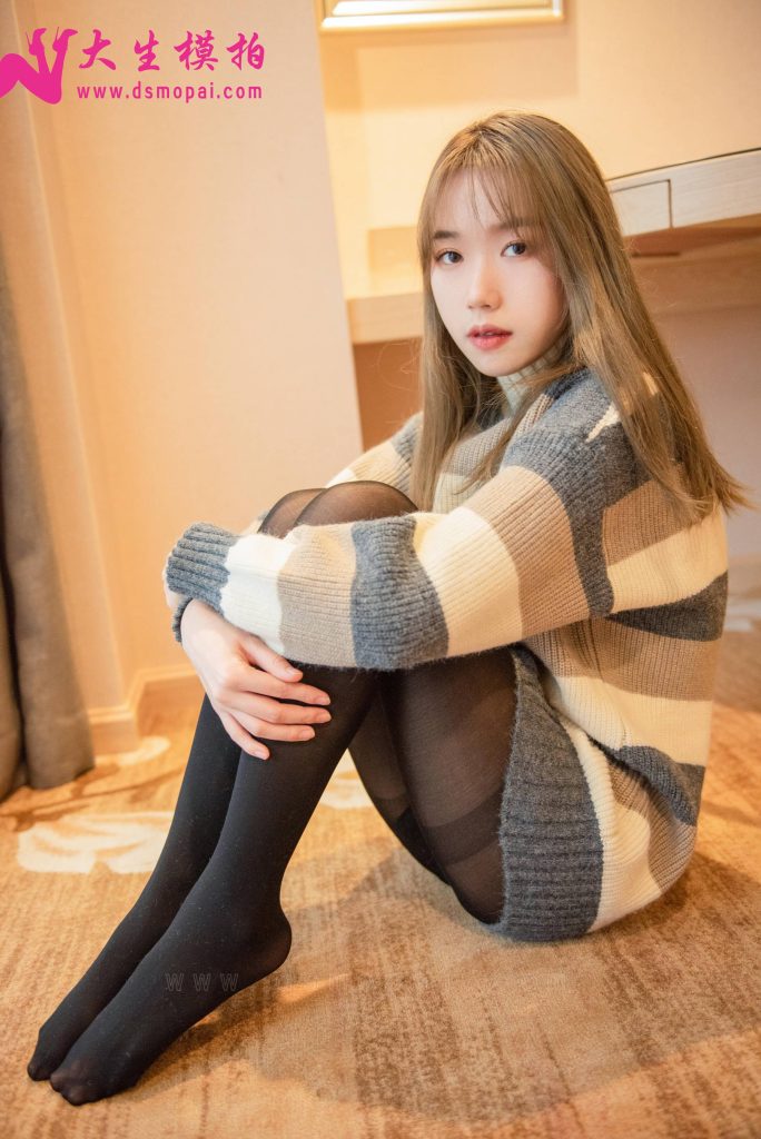 大生模拍 No.167 小鹿_暖暖的厚黑絲 [55P/177MB]插圖1