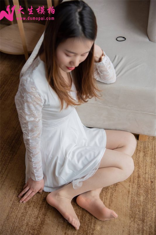 大生模拍 No.171 文靜 氣質(zhì)連衣裙肉絲 [50P/186MB]-無料攝影圈