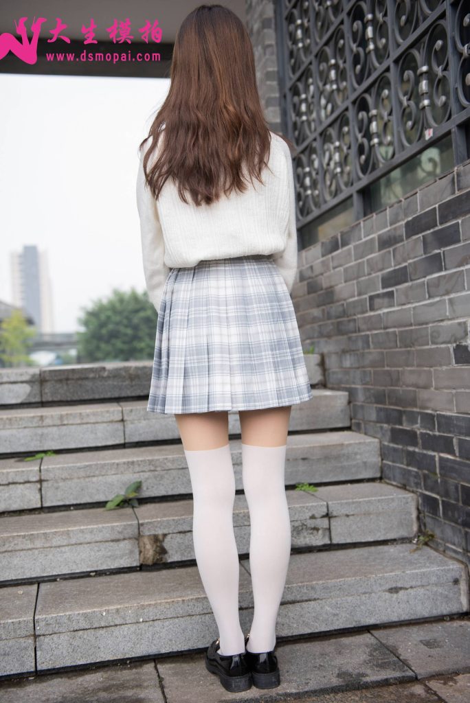 大生模拍 NO.180 軒軒 JK拼接絲 [42P/160MB]插圖2