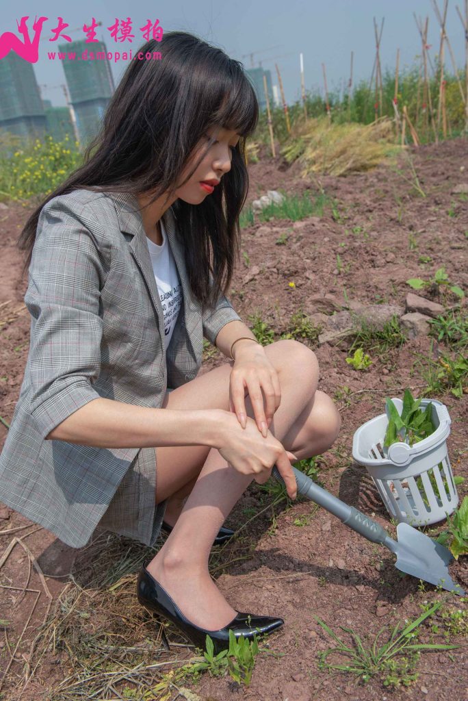 大生模拍 NO.182 Lynn 干農活的女白領 [67P/210MB]插圖1