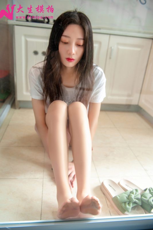 大生模拍 No.186 樂樂 肉絲廚房 [47P/235MB]-無料攝影圈