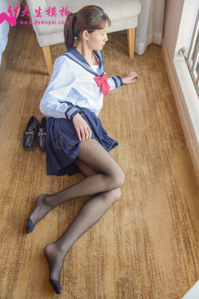 大生模拍 NO.210 意涵 JK黑絲 [55P/244MB]插圖3