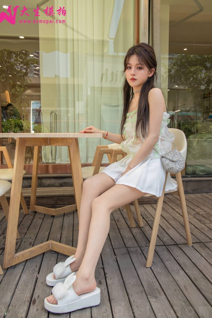 大生模拍 NO.233 念念 小白裙 [58P/1V/826MB]插圖3