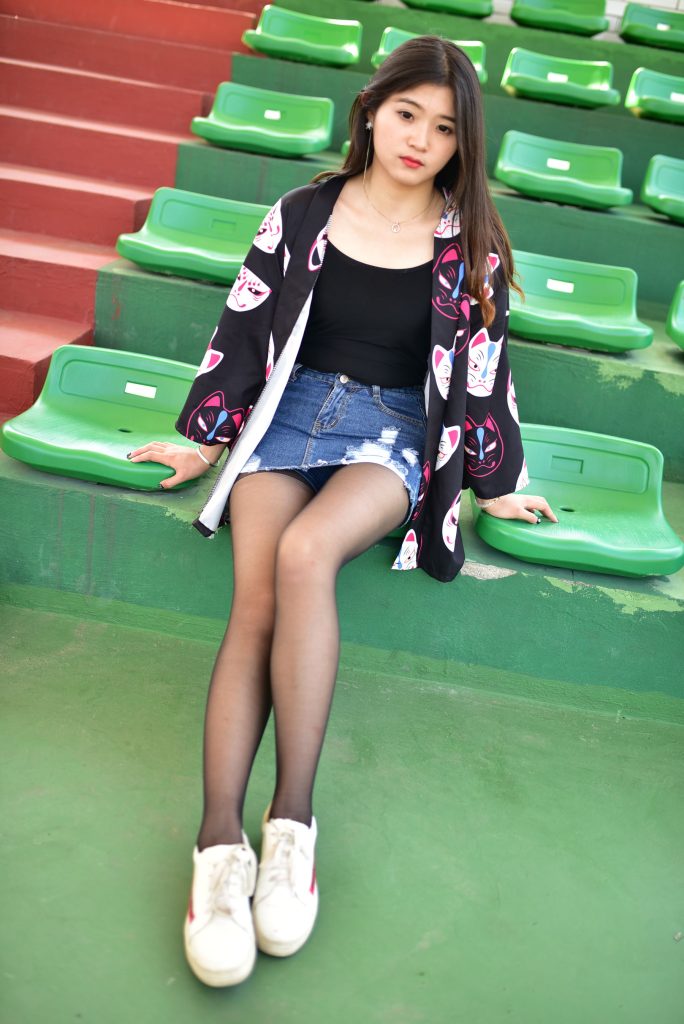 大生模拍 NO.248 操場(chǎng)牛仔裙黑絲 [25P/337MB]插圖2