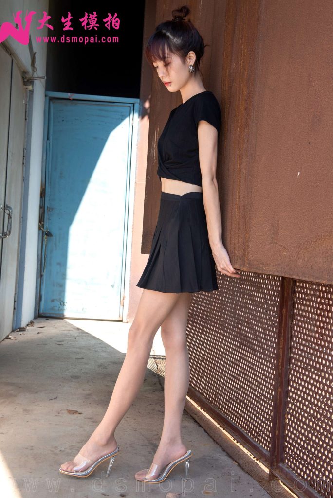 大生模拍 NO.287 花花 漫畫腿[70P/512MB]插圖1