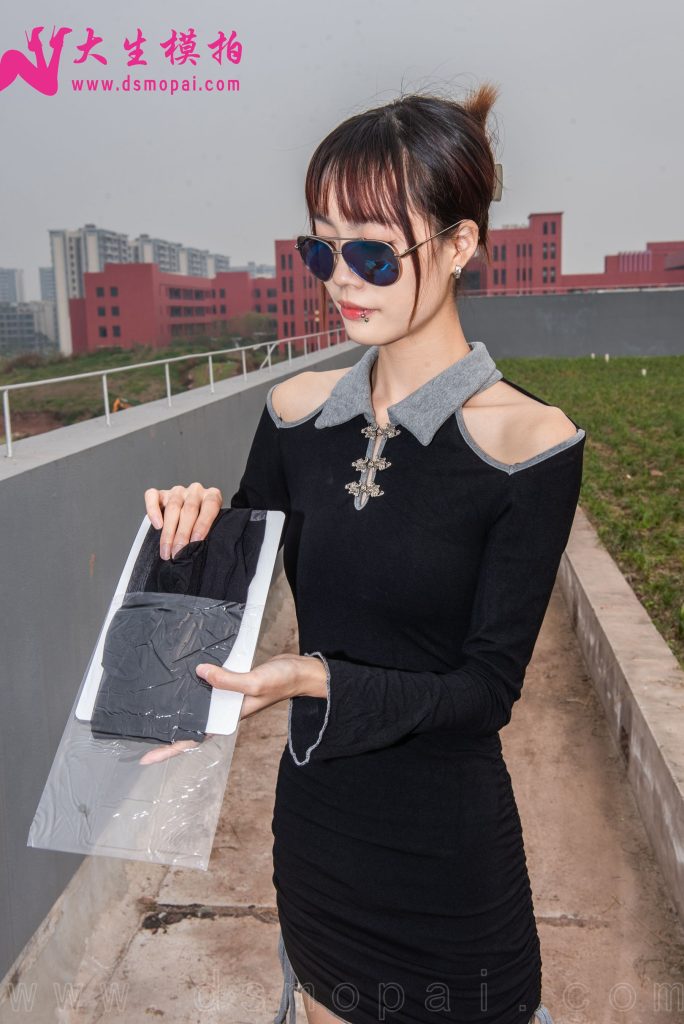 大生模拍 NO.294 花花 黑色系 [49P/335MB]插圖