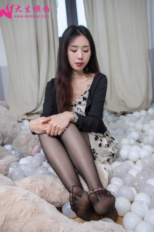 大生模拍 NO.305 伊柯 居家黑絲[56P/1V/2.24GB]-無料攝影圈