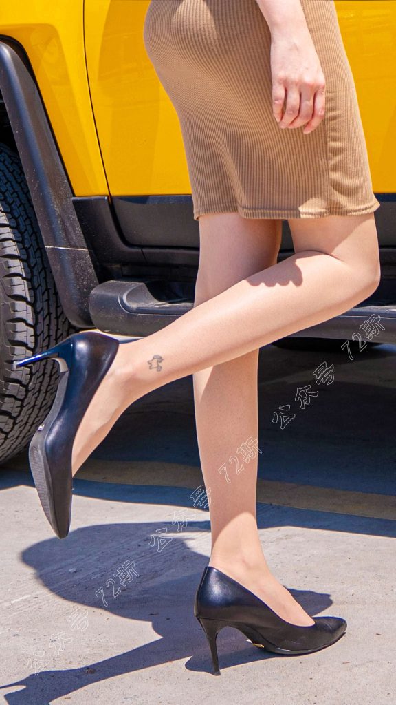 [72斯]絲足寫真 NO.014 不和諧的美 [20P/27MB]插圖