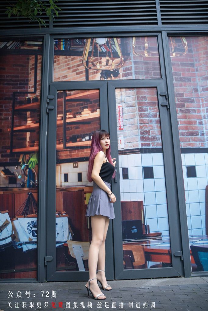 [72斯]絲足寫真 NO.017 這邊看屬于你的“夏日清涼” [42P/61MB]插圖3