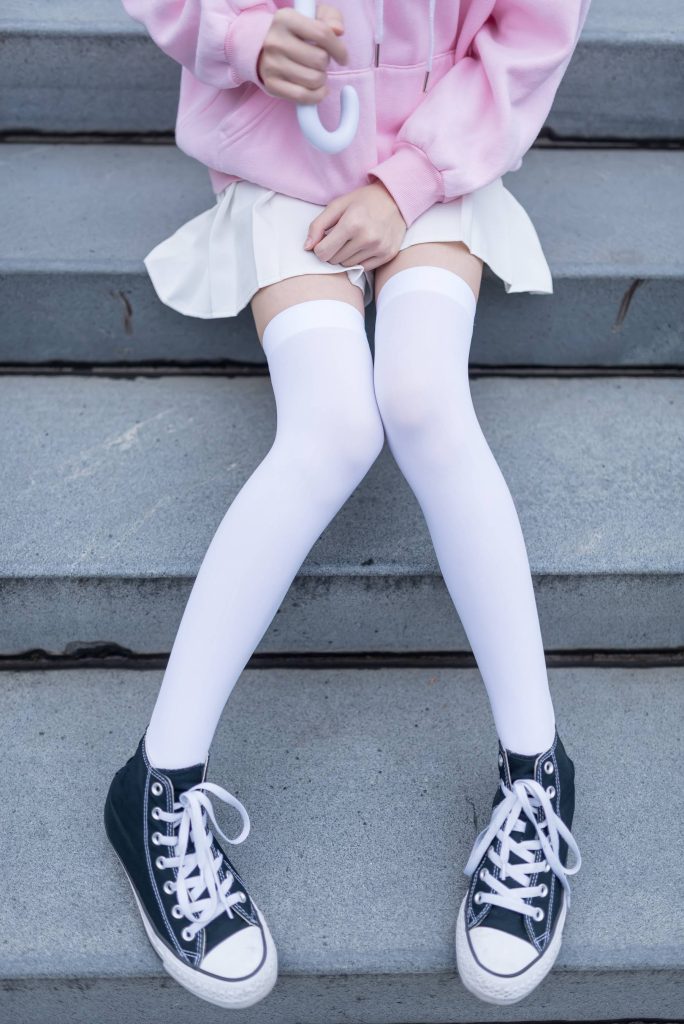 風(fēng)之領(lǐng)域精品寫真@No.001 戶外白絲 [49P/327MB]插圖