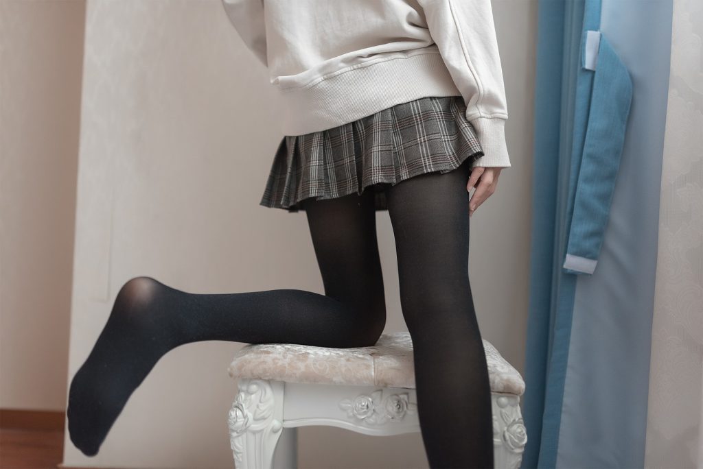 風(fēng)之領(lǐng)域精品寫真@No.005 黑絲美腿少女 [50P/114MB]插圖3