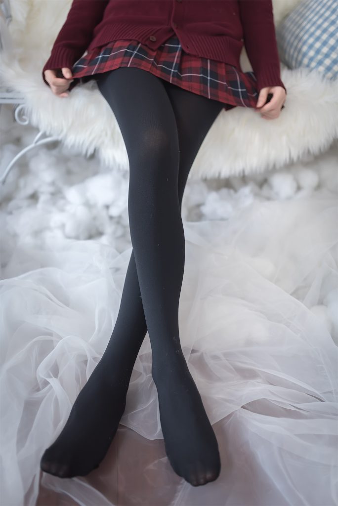 風之領域精品寫真@No.010 秋裝搭配完美黑絲 [50P/82.3MB]插圖1