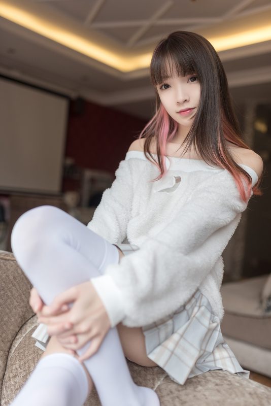 風(fēng)之領(lǐng)域精品寫(xiě)真@No.013 清純可愛(ài)的白絲小姐姐 [49P/78.3MB]-無(wú)料攝影圈