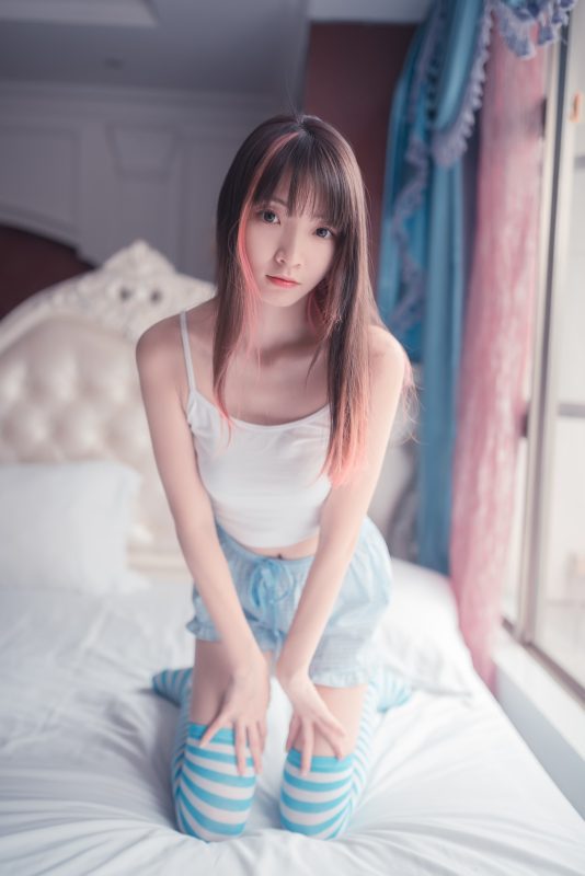 風(fēng)之領(lǐng)域精品寫(xiě)真@No.014 藍(lán)白條長(zhǎng)襪 [50P/256MB]-無(wú)料攝影圈