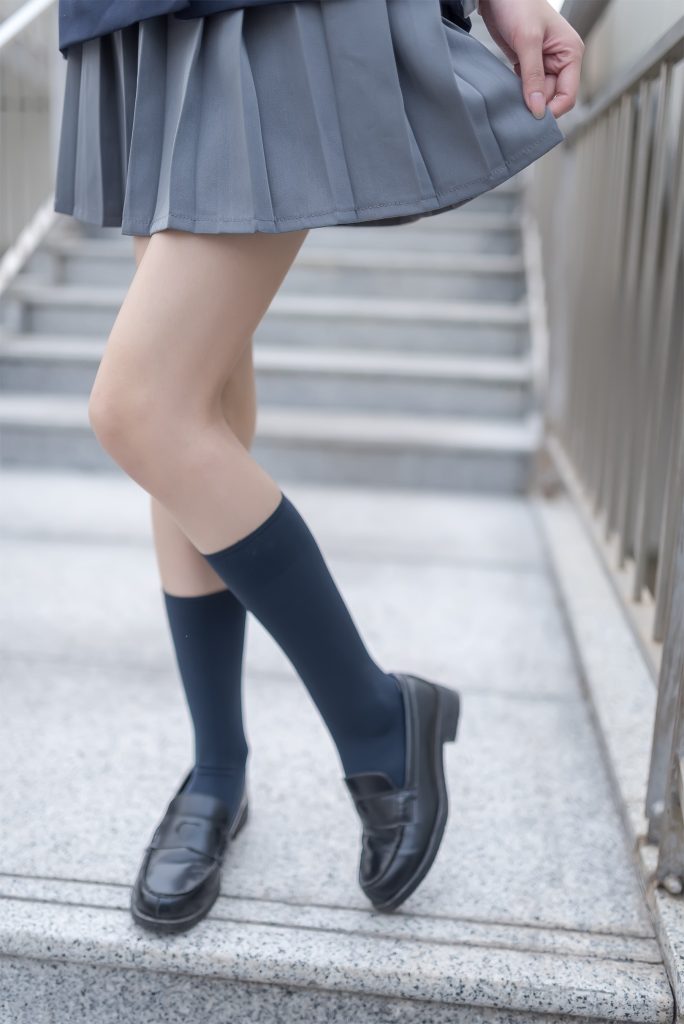 風(fēng)之領(lǐng)域精品寫(xiě)真@No.022 天橋上的短裙妹子 [50P/74MB]插圖3