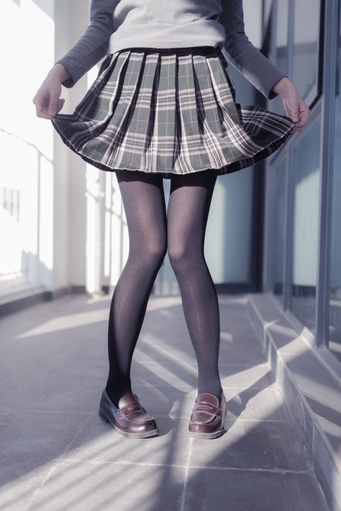 風(fēng)之領(lǐng)域精品寫真@No.023 靜靜等待的黑絲女孩 [50P/213MB]插圖